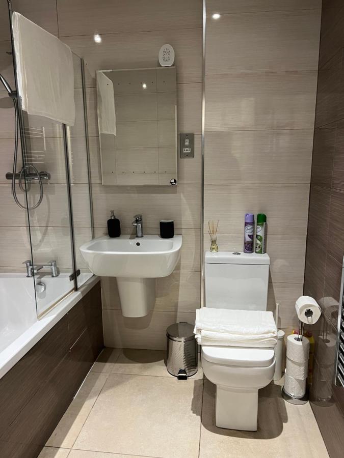 Villa 3Bed Flat 3Wc And Great Location Near Excel City Airport O2 And Canning Town Station London Exterior foto
